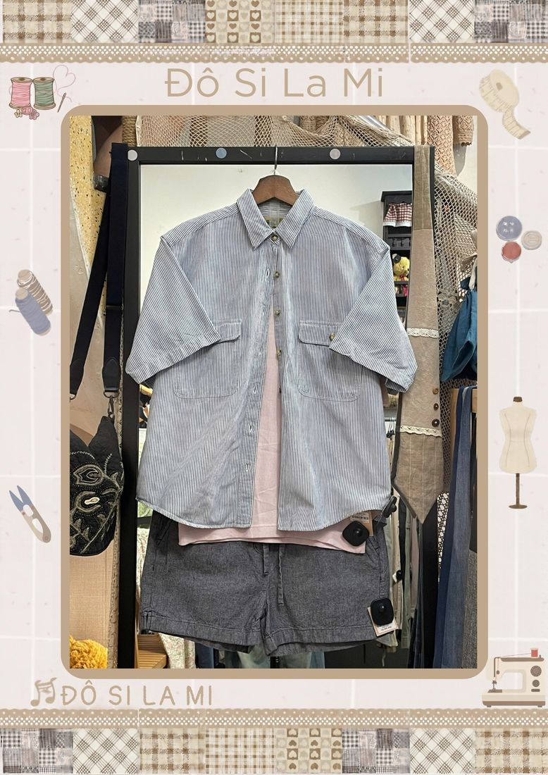 Áo sơ mi sọc xanh trắng phối quần short denim xám